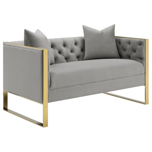 Krishna Loveseat