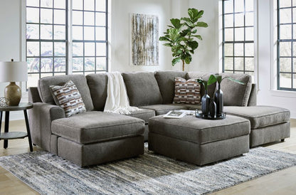 Meelia Sectional